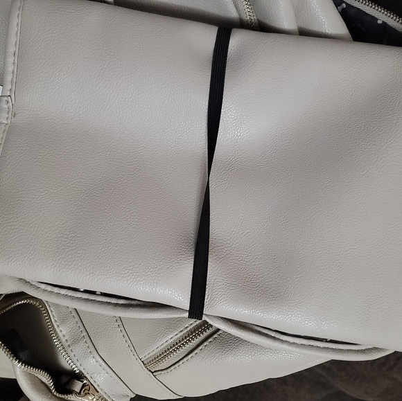 Diaper backpack - Picture 4 of 4